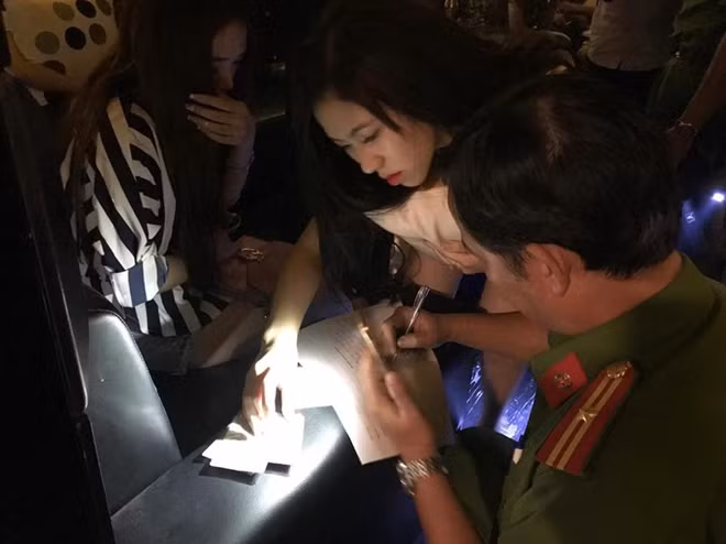 Lập biên bản một trường hợp