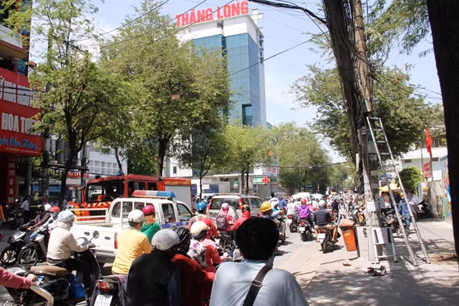 Hiện trường vụ chập điện gây nổ