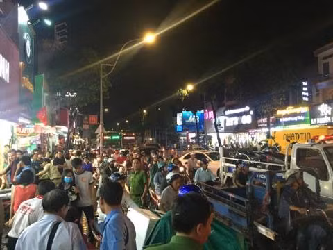 Tuyến đường Quang trung bị kẹt cứng