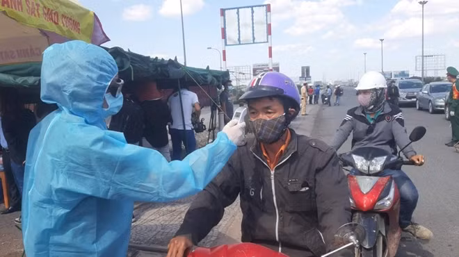 Người dân chấp hành nghiêm quy định