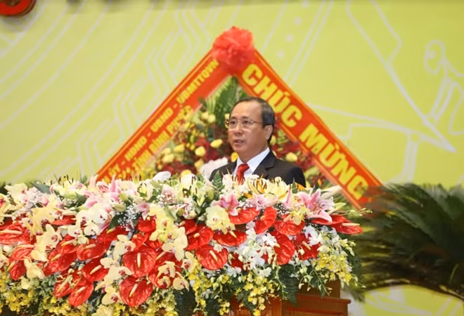 Đồng chí Trần Văn Nam, Ủy viên Trung ương Đảng, Bí thư Tỉnh ủy tỉnh Bình Dương phát biểu khai mạc Đại hội