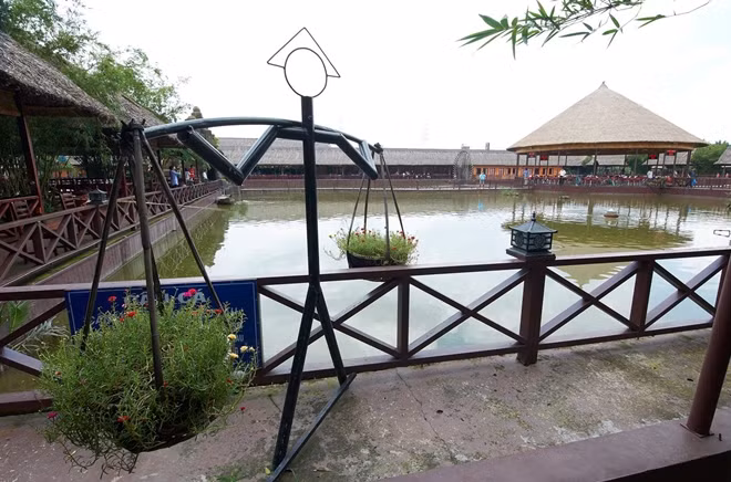 Khu vực câu cá giải trí và ẩm thực rộng lớn