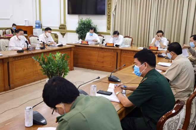 Cuộc họp trực tuyến về phòng chống dịch bệnh
