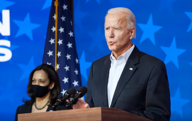Khoảng cách phiếu bầu giữa ông Biden và ông Trump đang ngày càng gia tăng. Ảnh: Reuters
