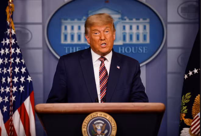 Tổng thống Trump liên tục đưa ra các cáo buộc gian lận phiếu bầu. Ảnh: Reuters
