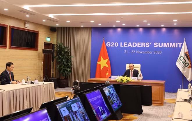 Thủ tướng Nguyễn Xuân Phúc phát biểu tại hội nghị.