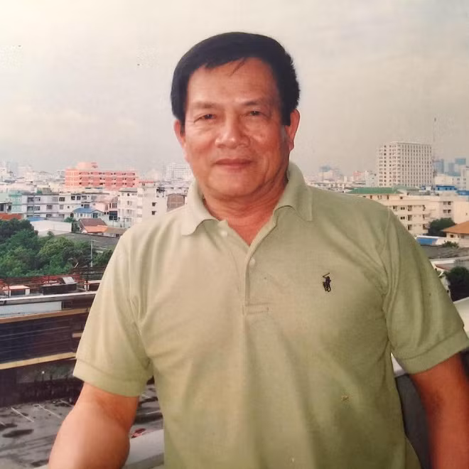 Chuyên gia bóng đá Trịnh Minh Huế.