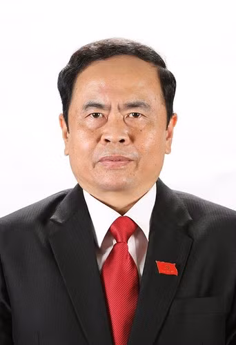 Đồng chí Trần Thanh Mẫn Năm sinh: 1962 Quê quán: xã Thạnh Xuân, huyện Châu Thành A, tỉnh Hậu Giang Chức vụ: Chủ tịch Ủy ban Trung ương MTTQ Việt Nam