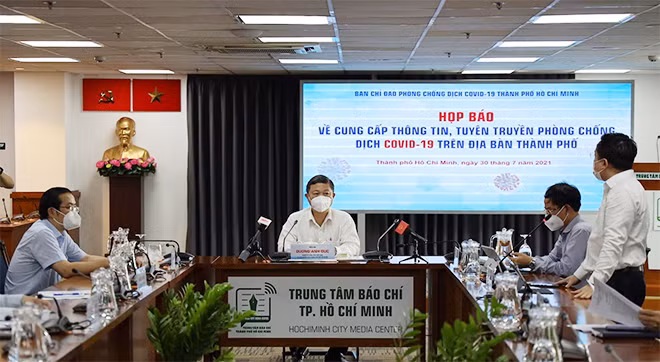 Toàn cảnh cuộc họp chiều 30/7 tại TP Hồ Chí Minh.