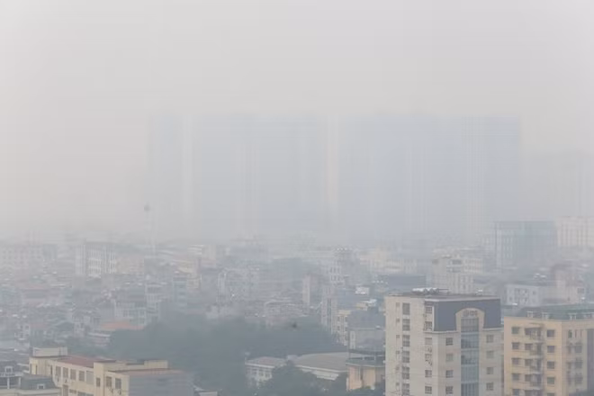 Không khí Hà Nội liên tục rơi vào tình trạng báo động.