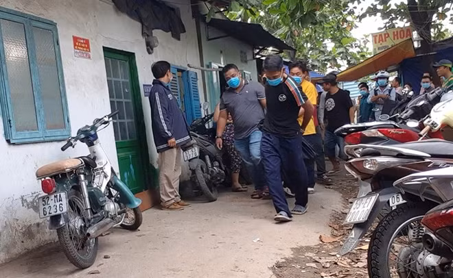 Nắng gắt tại TP Hồ Chí Minh nhưng người dân vẫn lơ là phòng cháy dẫn đến các vụ cháy lớn xảy ra.