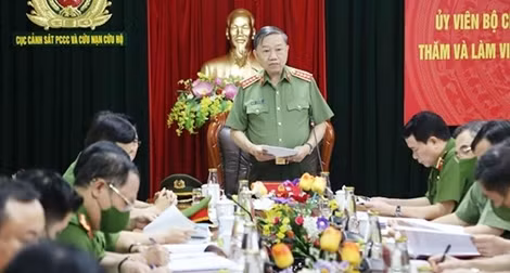 Gặp mặt Kỷ niệm 60 năm Ngày Truyền thống lực lượng Cảnh sát Phòng cháy chữa cháy và Cứu nạn, cứu hộ ảnh 8