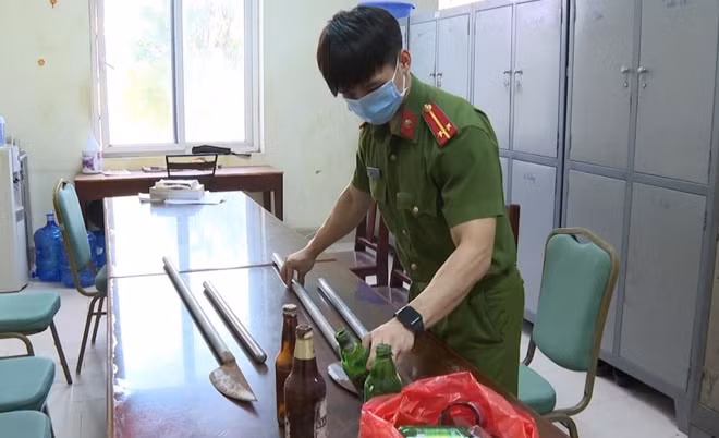 Hung khí gây án của các đối tượng.