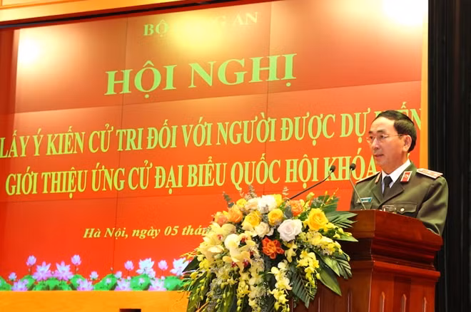 Thứ trưởng Trần Quốc Tỏ phát biểu tại hội nghị.