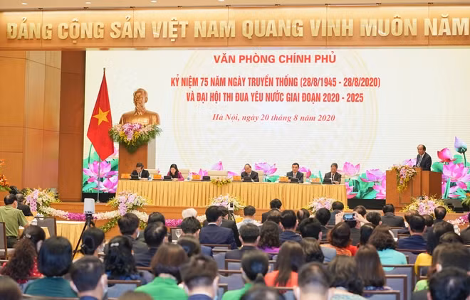 Toàn cảnh buổi lễ.