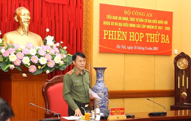 Thứ trưởng Lương Tam Quang phát biểu chỉ đạo tại phiên họp.