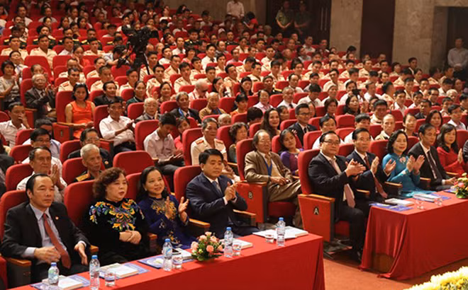 Các đại biểu tham dự Hội nghị.