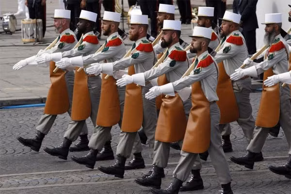 Các binh sĩ của Quân đoàn Lê dương Pháp (French Foreign Legion).