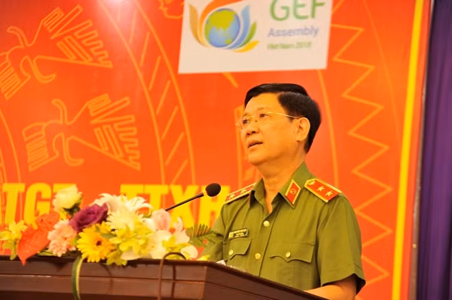 Thứ trưởng Nguyễn Văn Sơn phát biểu tại hội nghị