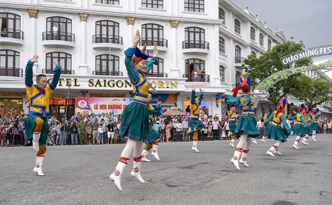 Lễ hội đường phố “Sắc màu văn hóa” tại Festival Huế 2020 hứa hẹn mang lại sự hấp dẫn đối với du khách.