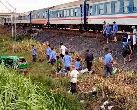 Vụ tai nạn khiến 5 người thương vong, trong đó 2 người chết tại chỗ.