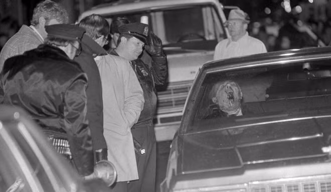 “Bố già” Angelo Bruno chết trong xe hơi ngay trước nhà ở Philadelphia. Ảnh nguồn: Bettmann/ Getty Images.