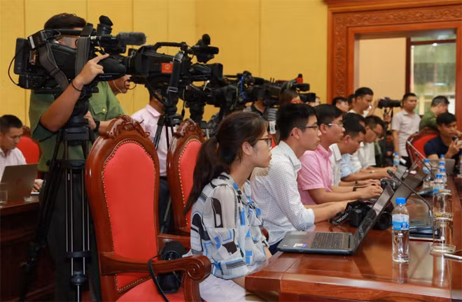 Buổi họp báo thu hút sự quan tâm của nhiều cơ quan báo chí.