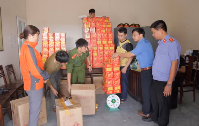 Tang vật vụ án.