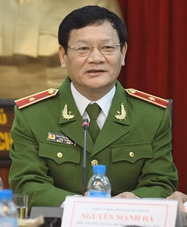 Thiếu tướng, PGS.TS Nguyễn Mạnh Hà giao lưu cùng độc giả báo điện tử CAND.