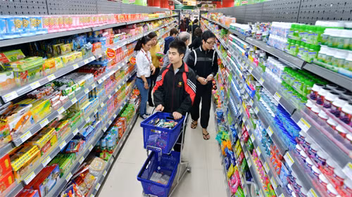 Hàng hóa phục vụ Tết Nguyên đán được dự báo đảm bảo cân đối đủ cung - cầu.