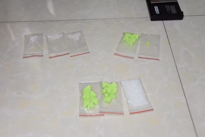 Tang vật thu giữ được tại phòng trọ của Nguyễn Anh Pháp