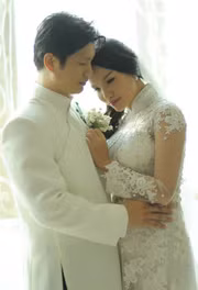 Dustin Nguyễn và Bebe Phạm.
