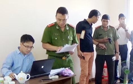 Cơ quan điều tra lập biên bản vụ việc.