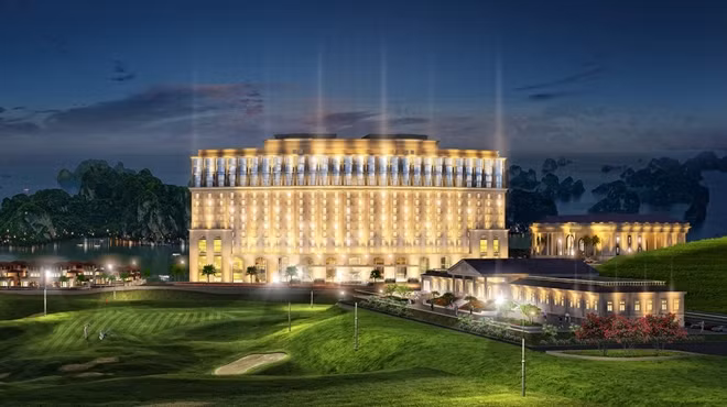 FLC Grand Hotel được hưởng nhiều tiện ích từ quần thể FLC Ha Long Bay Golf Club & Luxury Resort như sân golf 18 lỗ, trung tâm hội nghị quốc tế 1.500 chỗ