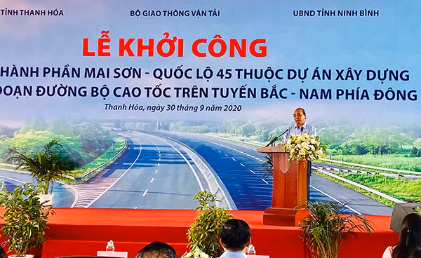 Thủ tướng Chính Phủ Nguyễn Xuân Phúc phát biểu tại Lễ khởi công
