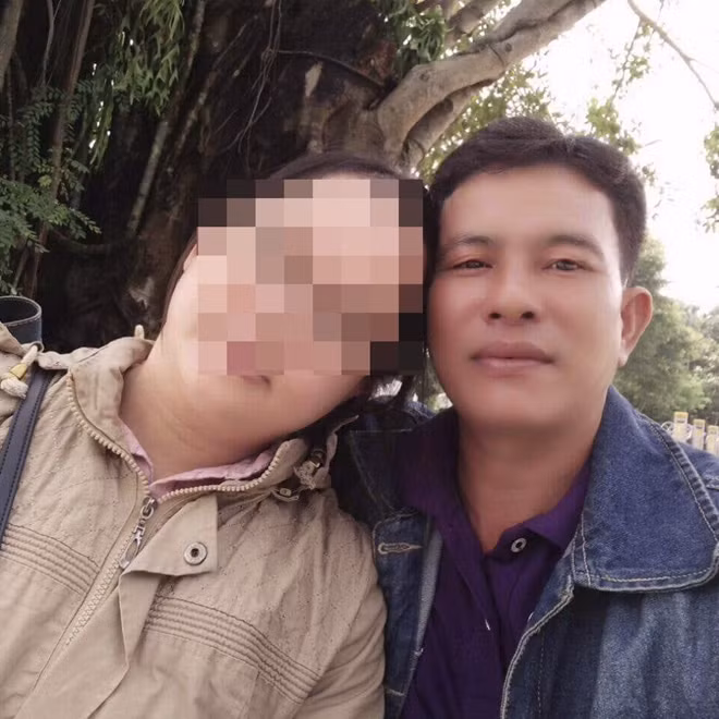 Hai vợ chồng Nam khi còn mặn nồng.