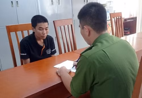 Đối tượng Đoàn Minh Hiệp - tên cướp xe táo tợn giữa đường phố Hà Nội ngày 13-9-2016.