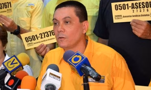 Ông Fernando Alban bị cáo buộc đứng sau âm mưu ám sát Tổng thống Venezuela.