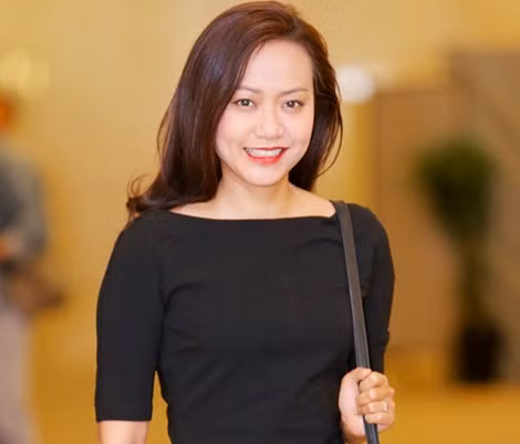 Diễn viên, đạo diễn Hồng Ánh.