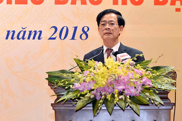 TS Nhị Lê, Phó Tổng Biên tập Tạp chí Cộng sản