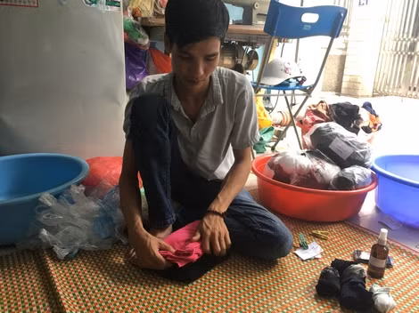 Anh Dương là người nhà bệnh nhân được chị Thoan tận tình giúp đỡ.