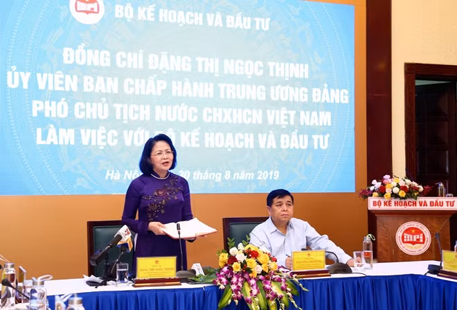 Phó Chủ tịch nước Đặng Thị Ngọc Thịnh phát biểu tại buổi làm việc với Bộ KH&ĐT