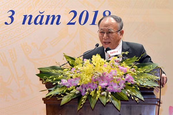 GS.TS Hoàng Chí Bảo