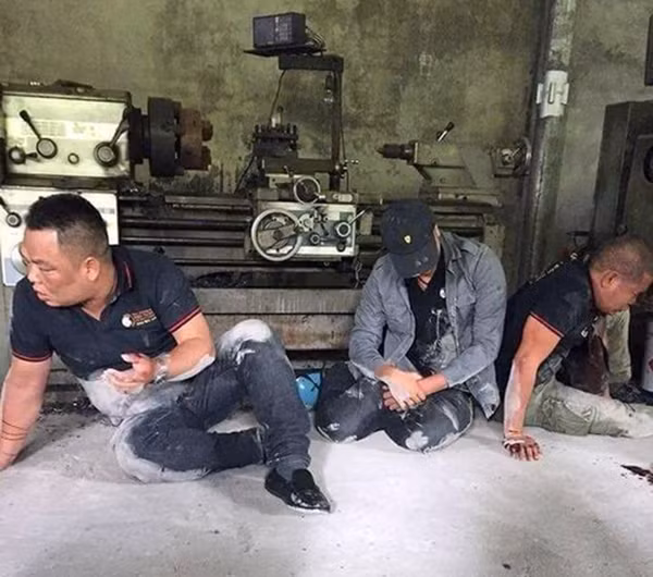 3 nhân viên đòi nợ thuê bị con nợ đánh trọng thương