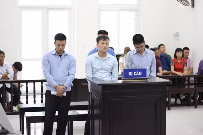 Bị cáo Đặng Văn Tú và đồng phạm.