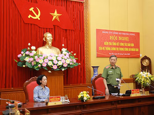 Bộ trưởng Tô Lâm phát biểu tại buổi làm việc Bộ trưởng Tô Lâm phát biểu tại buổi làm việc