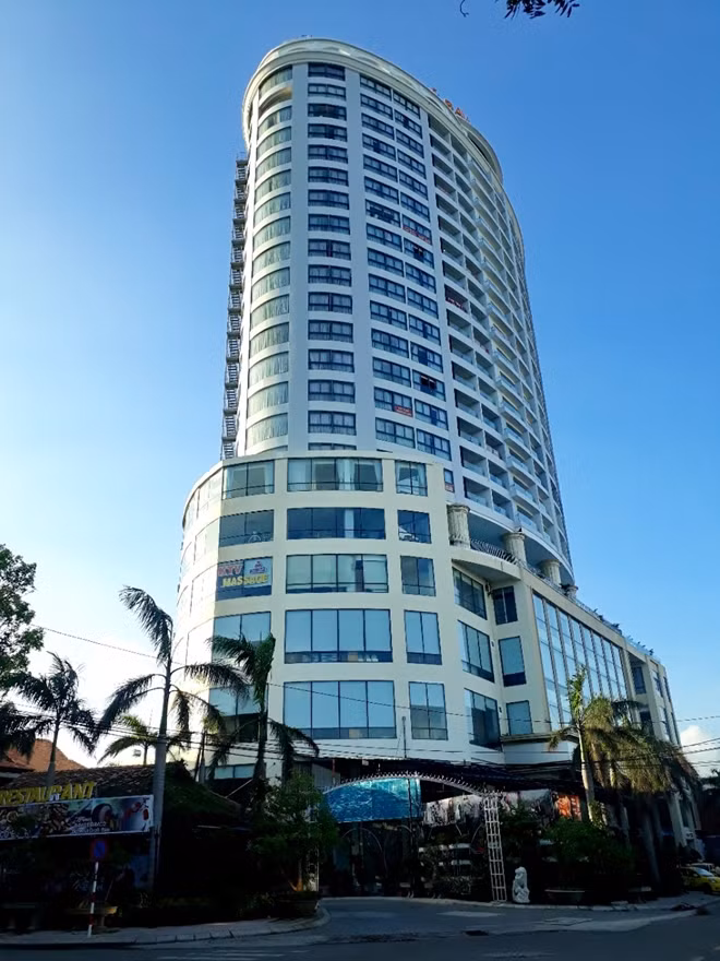 Khách sạn Bavico