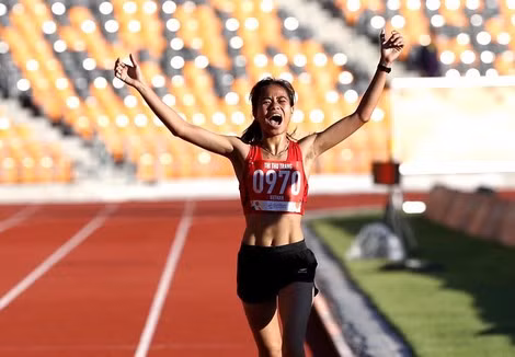 Phạm Thị Thu Trang – nhà vô địch SEA Games vẫn phải chạy Grab kiếm thêm.