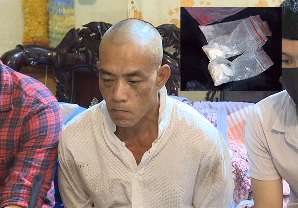 Đối tượng Phạm Quang Ngọc và tang vật.