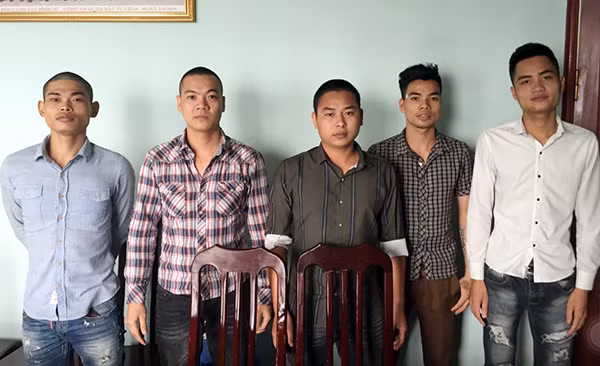 Các đối tượng đánh anh Hoàng Văn Chung